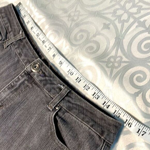 Motto embossed pattern back pockets lightly distressed jeans size 12 - Picture 9 of 11